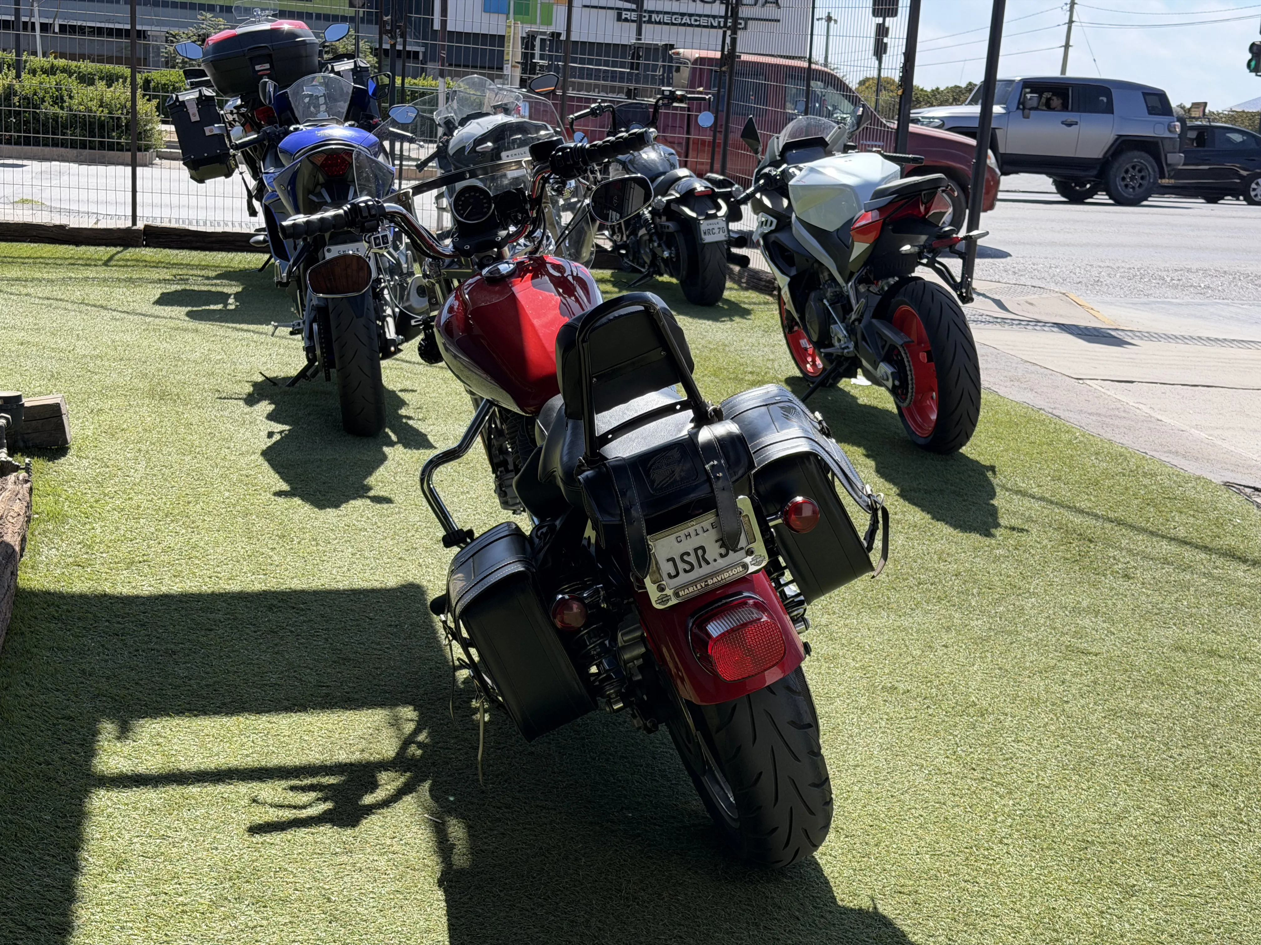 HARLEY DAVIDSON SPORTSTER 883 SUPER LOW foto 2