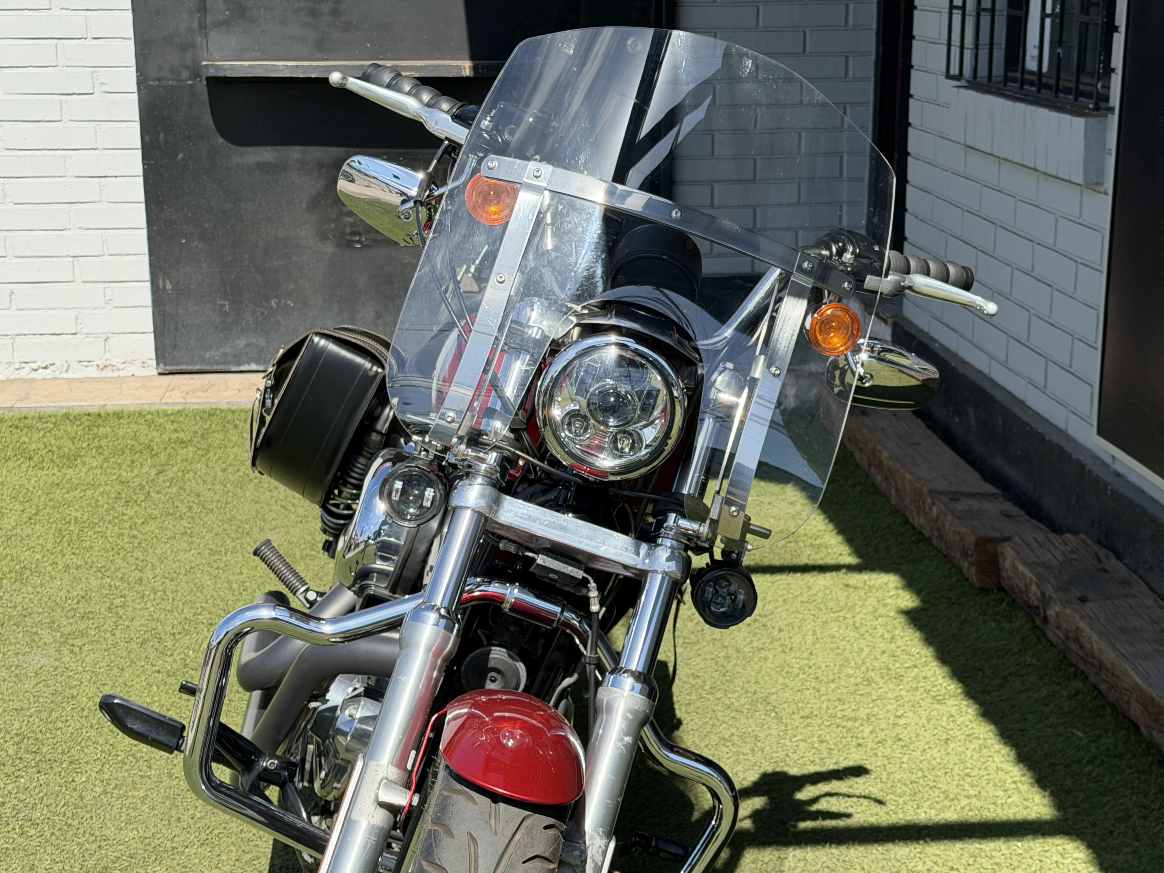 HARLEY DAVIDSON SPORTSTER 883 SUPER LOW foto 4