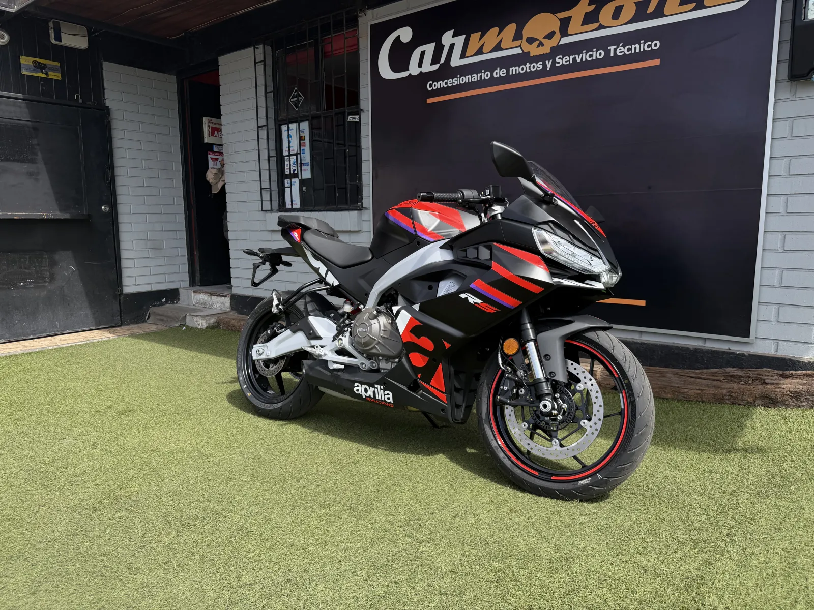 Aprilia RS 457 foto 1