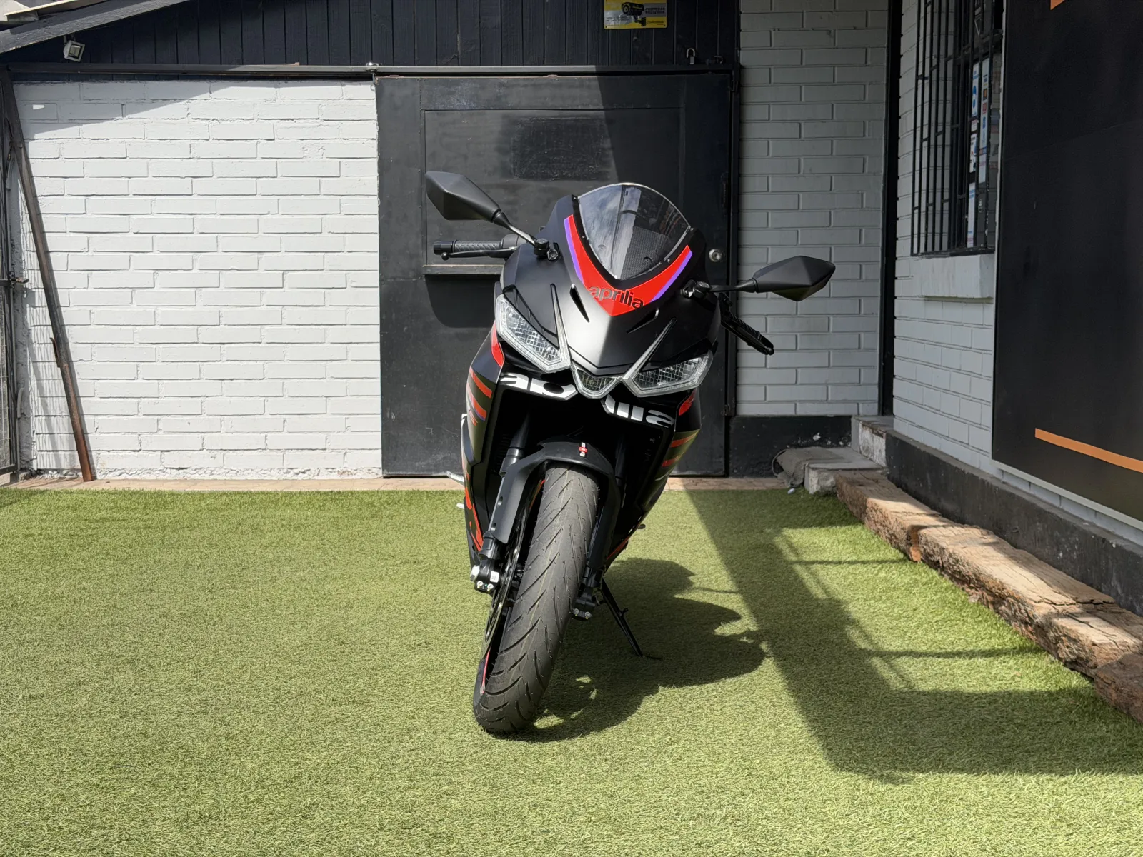 Aprilia RS 457 foto 2