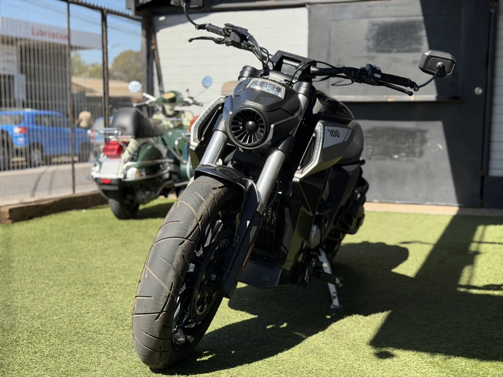 Benda LFC 700 foto 6