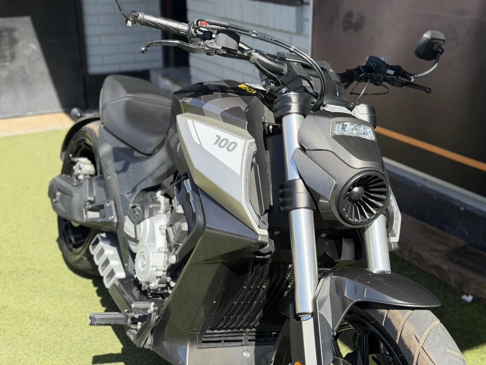 Benda LFC 700 foto 7