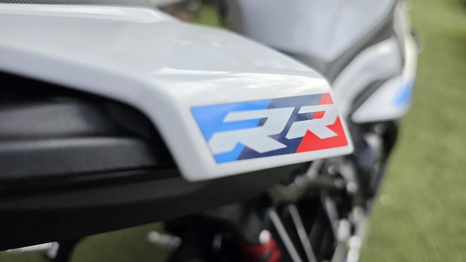 BMW S 1000 RR M Serie M foto 5