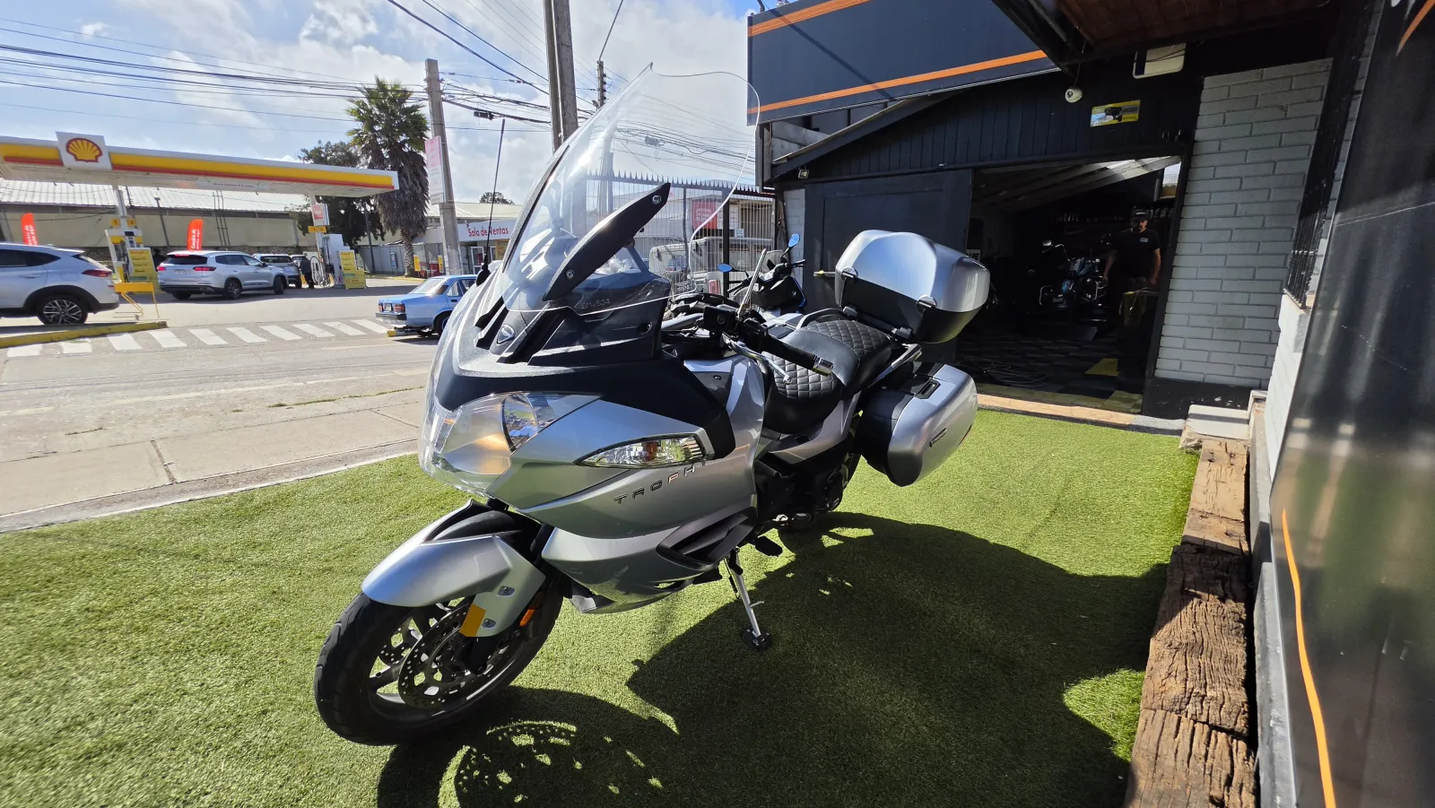 Triumph Trophy SE foto 3