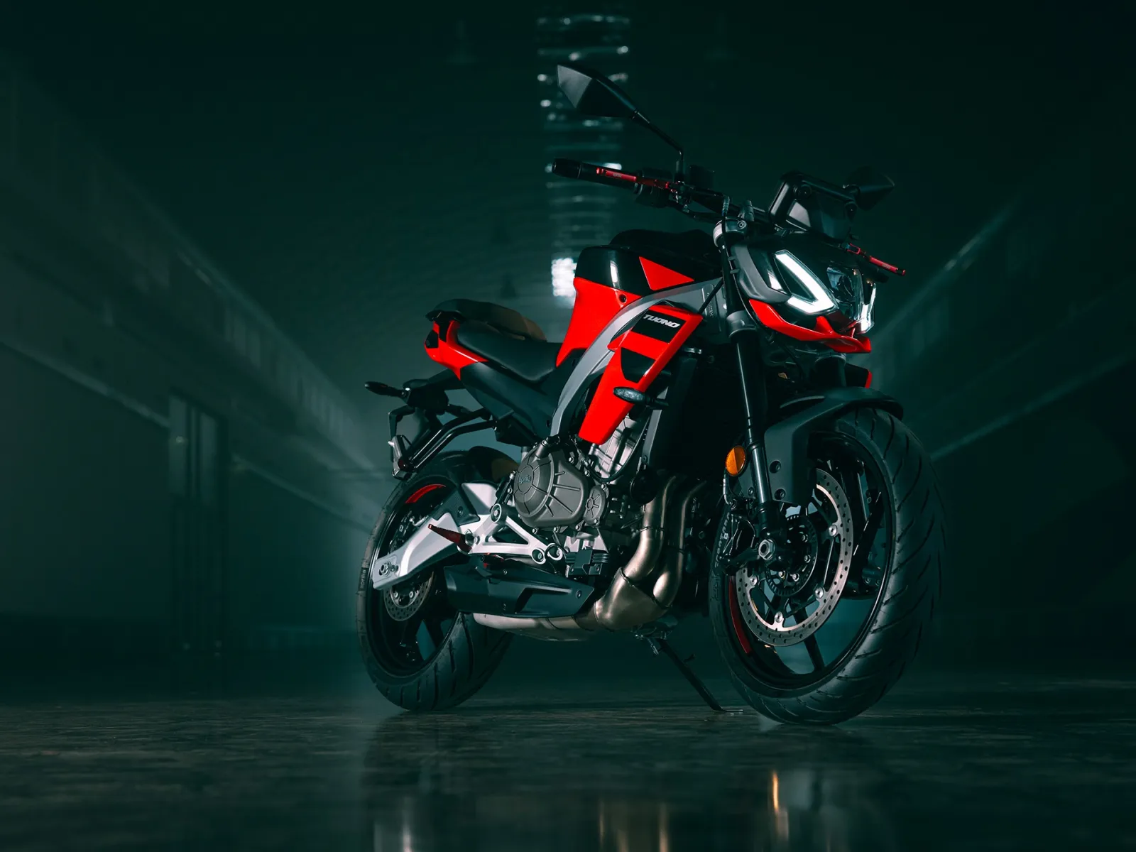 Aprilia Tuono 457 foto 11