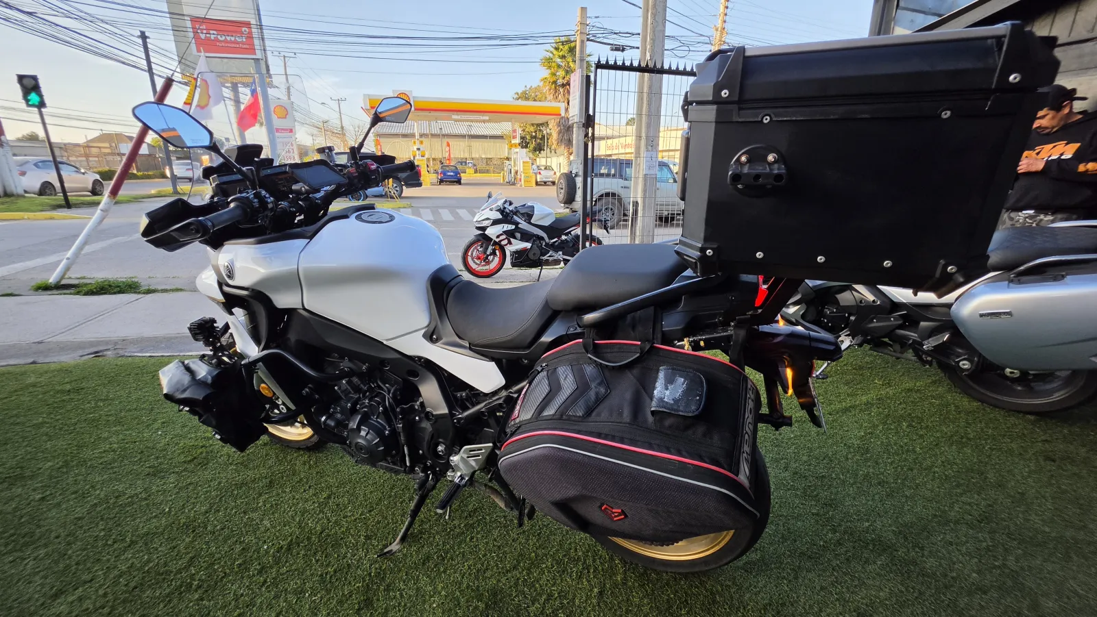 Yamaha Tracer GT foto 11