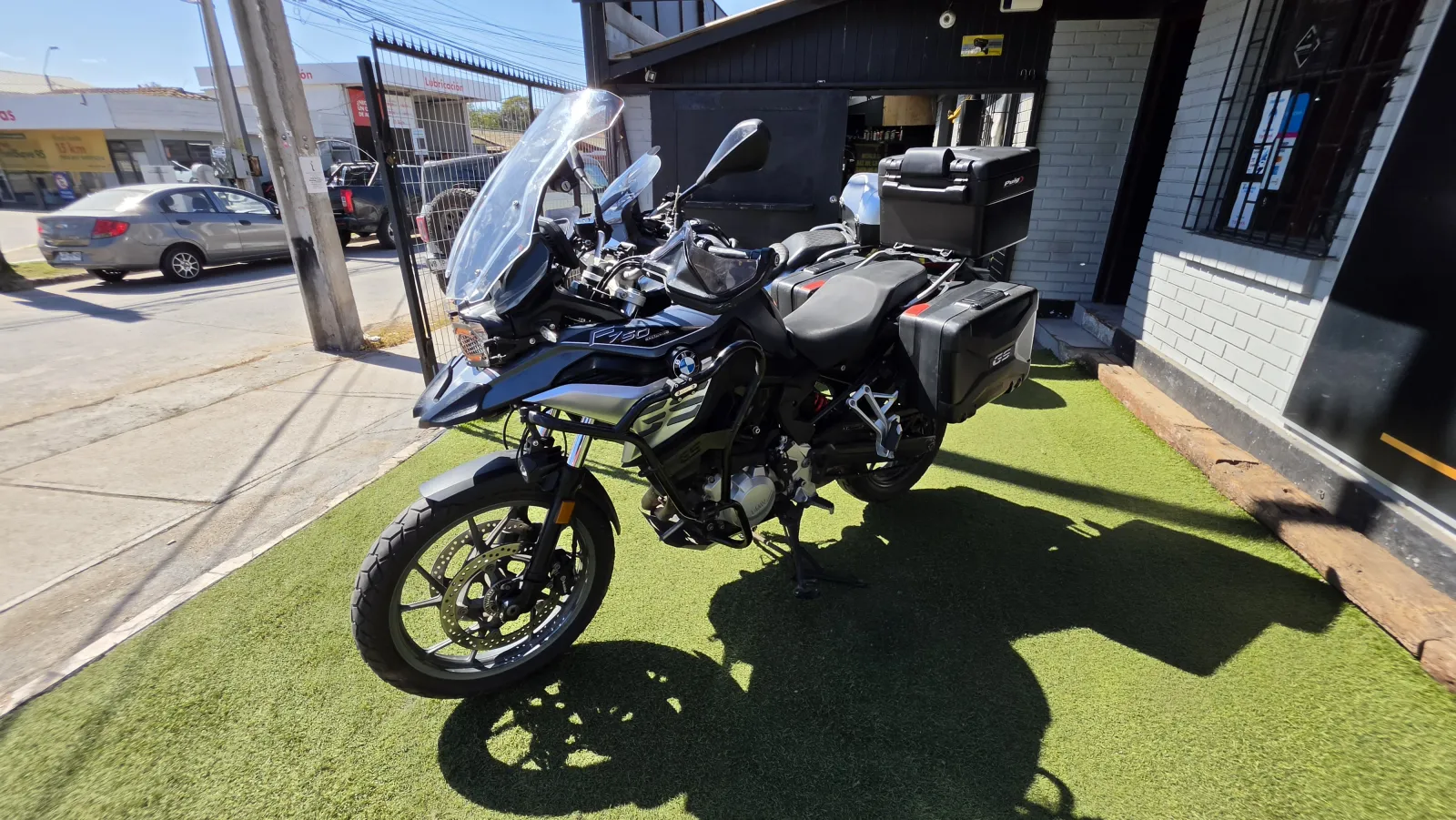 BMW F 750 GS Triple Black foto 3