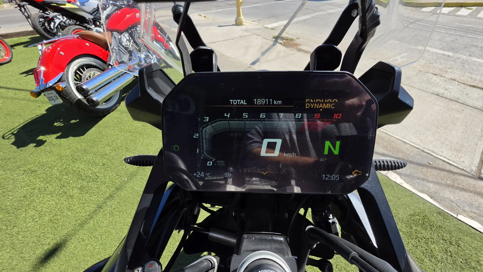 BMW F 750 GS Triple Black foto 15