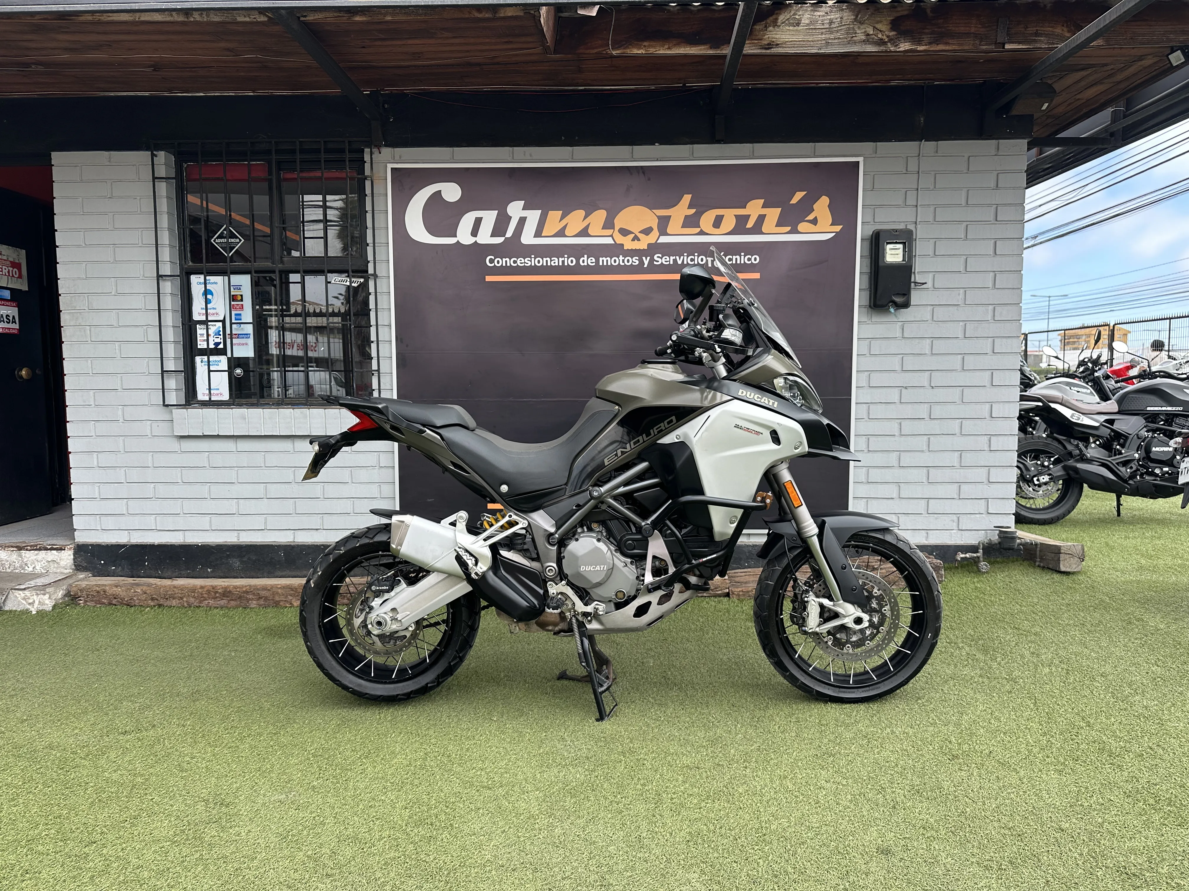 DUCATI MULTISTRADA ENDURO