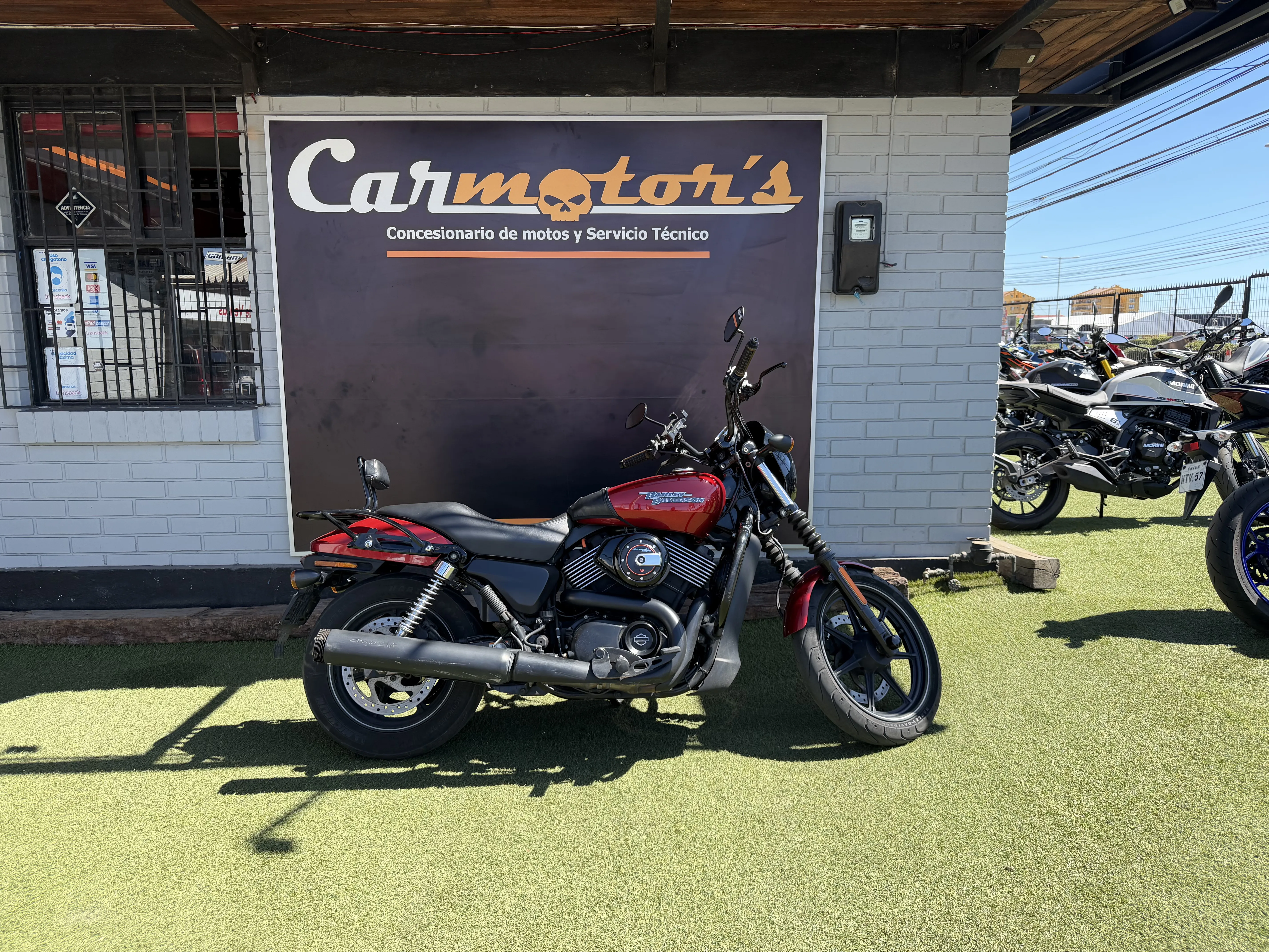 HARLEY DAVDISON STREET 750